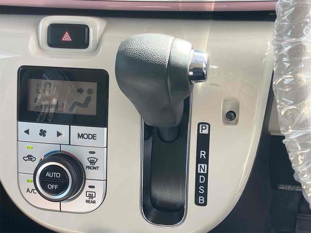 ムーヴキャンバス Ｘリミテッドメイクアップ　ＳＡＩＩ　ＥＴＣ　バックカメラ　両側電動スライドドア　ナビ　ＴＶ　衝突被害軽減システム　オートライト　スマートキー　アイドリングストップ　電動格納ミラー　ベンチシート　ＣＶＴ　盗難防止システム　ＡＢＳ　ＥＳＣ（8枚目）