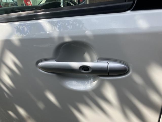 タントエグゼ カスタムＧ　ドライブレコーダー　ナビ　ＴＶ　ＨＩＤ　スマートキー　アイドリングストップ　電動格納ミラー　ＣＶＴ　盗難防止システム　ＡＢＳ　ＣＤ　ＤＶＤ再生　アルミホイール　衝突安全ボディ　エアコン（30枚目）