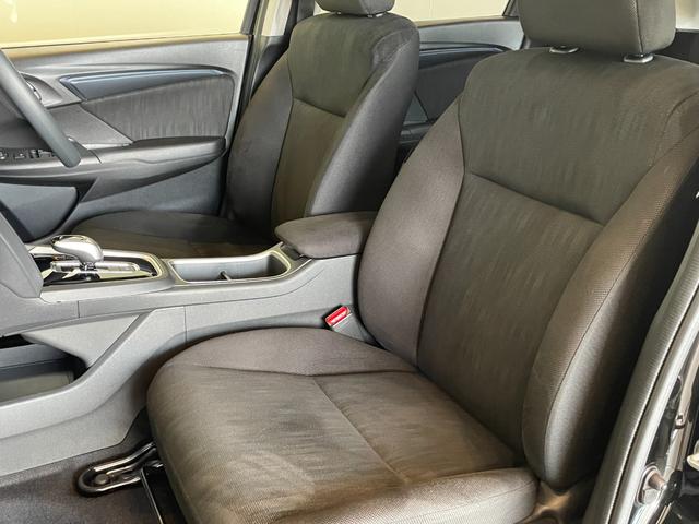 シャトル ハイブリッド　ホンダセンシング　ＥＴＣ　バックカメラ　ナビ　ＢＴ　オートクルーズコントロール　レーンアシスト　衝突被害軽減システム　オートライト　スマートキー　オートエアコン　電格ミラー　ウィンカーミラー　プライバシーガラス（35枚目）