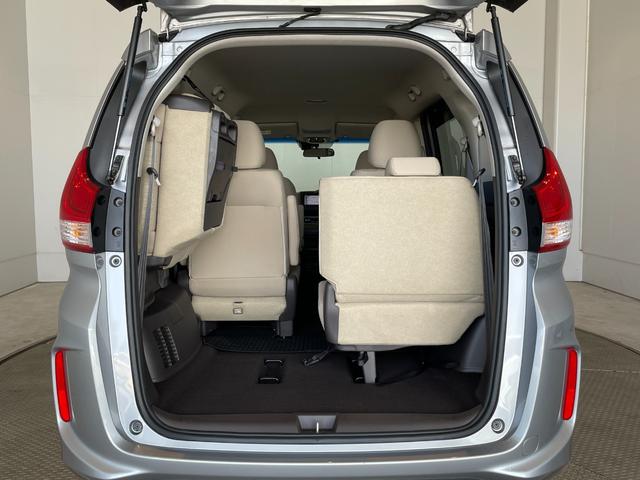 フリード Ｇ・ホンダセンシング　ＥＴＣ　バックカメラ　ナビ　フルセグＴＶ　オートクルーズコントロール　レーンアシスト　衝突被害軽減システム　両側電動スライドドア　オートライト　スマートキー　アイドリングストップ　ＣＤ　ＬＥＤヘッド（7枚目）