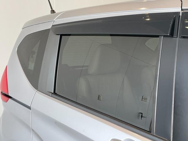 フリード Ｇ・ホンダセンシング　ＥＴＣ　バックカメラ　ナビ　フルセグＴＶ　オートクルーズコントロール　レーンアシスト　衝突被害軽減システム　両側電動スライドドア　オートライト　スマートキー　アイドリングストップ　ＣＤ　ＬＥＤヘッド（31枚目）