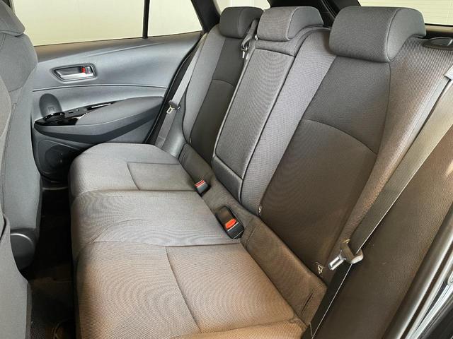 カローラツーリング ハイブリッド　Ｇ　バックカメラ　ナビ　フルセグＴＶ　ＢＴ　クリアランスソナー　オートクルーズコントロール　レーンアシスト　衝突被害軽減システム　オートマチックハイビーム　オートエアコン　ＬＥＤヘッドランプ　スマートキー（45枚目）