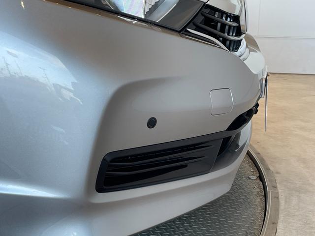 シャトル ハイブリッド　ホンダセンシング　ＥＴＣ　バックカメラ　ナビ　ＢＴ　オートクルーズコントロール　レーンアシスト　衝突被害軽減システム　オートライト　スマートキー　Ｐスタート　アイドリングストップ　電動格納ミラー　社外前後センサー（17枚目）