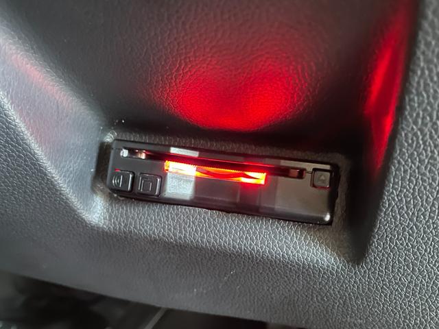 シャトル ハイブリッド　ホンダセンシング　ＥＴＣ　バックカメラ　ナビ　ＢＴ　オートクルーズコントロール　レーンアシスト　衝突被害軽減システム　オートライト　スマートキー　Ｐスタート　アイドリングストップ　電動格納ミラー　社外前後センサー（29枚目）
