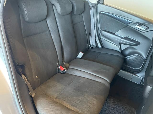 シャトル ハイブリッド　ホンダセンシング　ＥＴＣ　バックカメラ　ナビ　ＢＴ　オートクルーズコントロール　レーンアシスト　衝突被害軽減システム　オートライト　スマートキー　Ｐスタート　アイドリングストップ　電動格納ミラー　社外前後センサー（41枚目）