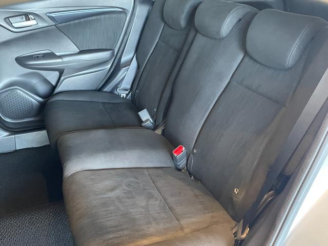 シャトル ハイブリッド　ホンダセンシング　ＥＴＣ　バックカメラ　ナビ　ＢＴ　オートクルーズコントロール　レーンアシスト　衝突被害軽減システム　オートライト　スマートキー　Ｐスタート　アイドリングストップ　電動格納ミラー　社外前後センサー（43枚目）