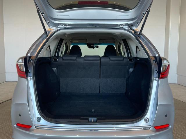 シャトル ハイブリッド　ホンダセンシング　ＥＴＣ　バックカメラ　ナビ　ＢＴ　オートクルーズコントロール　レーンアシスト　衝突被害軽減システム　オートライト　スマートキー　Ｐスタート　アイドリングストップ　電動格納ミラー　社外前後センサー（46枚目）