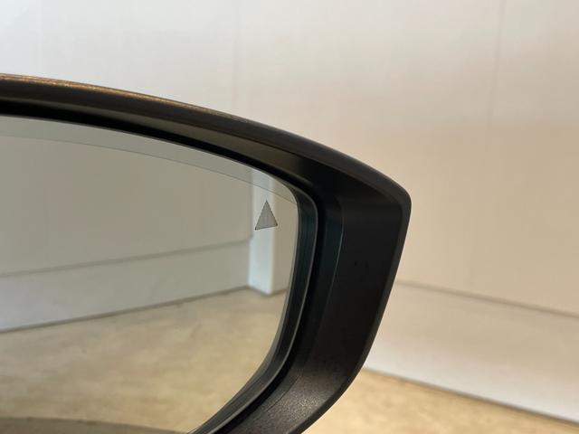 ＭＡＺＤＡ３セダン ２０Ｓプロアクティブ　ＳＢＳ　レーンキープ　Ｐセンサー　ＡＣＣ　ＢＳＭ　ＬＥＤヘッド　純正１８アルミ　スマートキー　ＨＵＤ　デュアルＡＡＣ　パドルシフト　電格ミラー　純正ナビ　フルセグＴＶ　ＢＴ　ＣＤ　ＤＶＤ　バックカメラ（17枚目）