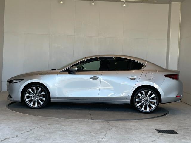ＭＡＺＤＡ３セダン ２０Ｓプロアクティブ　ＳＢＳ　レーンキープ　Ｐセンサー　ＡＣＣ　ＢＳＭ　ＬＥＤヘッド　純正１８アルミ　スマートキー　ＨＵＤ　デュアルＡＡＣ　パドルシフト　電格ミラー　純正ナビ　フルセグＴＶ　ＢＴ　ＣＤ　ＤＶＤ　バックカメラ（27枚目）
