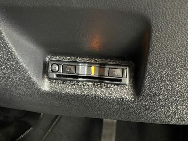 シャトル ハイブリッド　ホンダセンシング　ＥＴＣ　バックカメラ　ナビ　オートクルーズコントロール　レーンアシスト　衝突被害軽減システム　オートライト　スマートキー　アイドリングストップ　電動格納ミラー　チップアップシート　ＡＴ（23枚目）