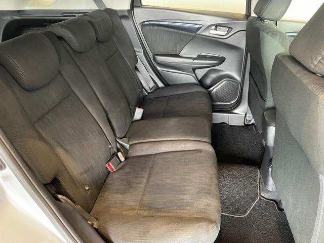 シャトル ハイブリッド　ホンダセンシング　ＥＴＣ　バックカメラ　ナビ　オートクルーズコントロール　レーンアシスト　衝突被害軽減システム　オートライト　スマートキー　アイドリングストップ　電動格納ミラー　チップアップシート　ＡＴ（31枚目）