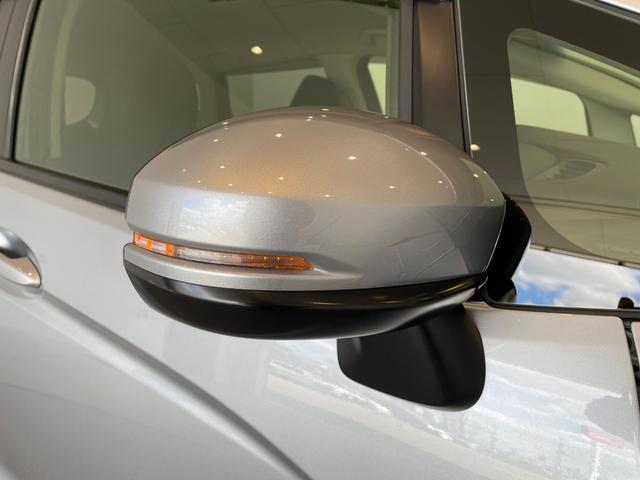 シャトル ハイブリッド　ホンダセンシング　ＥＴＣ　バックカメラ　ナビ　オートクルーズコントロール　レーンアシスト　衝突被害軽減システム　オートライト　スマートキー　電動格納ミラー　ＡＴ　盗難防止システム　衝突安全ボディ　ＡＢＳ　ＥＳＣ（27枚目）