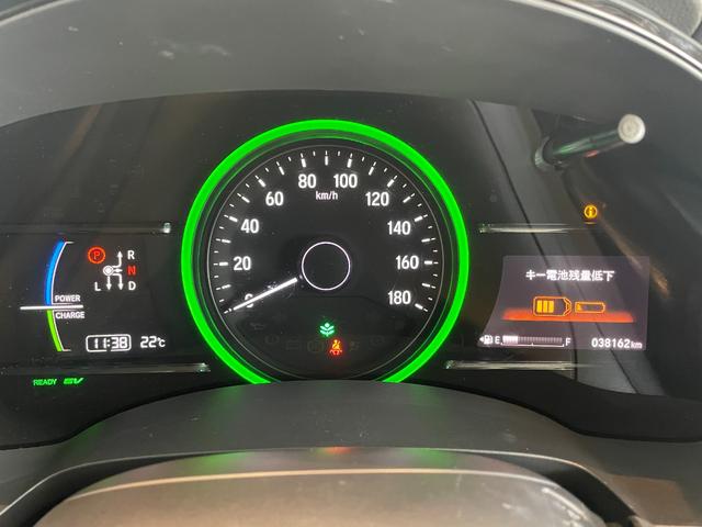 シャトル ハイブリッド　ホンダセンシング　ＥＴＣ　バックカメラ　ナビ　オートクルーズコントロール　レーンアシスト　衝突被害軽減システム　オートライト　スマートキー　アイドリングストップ　電動格納ミラー　ＡＴ　盗難防止システム　衝突安全ボディ（33枚目）