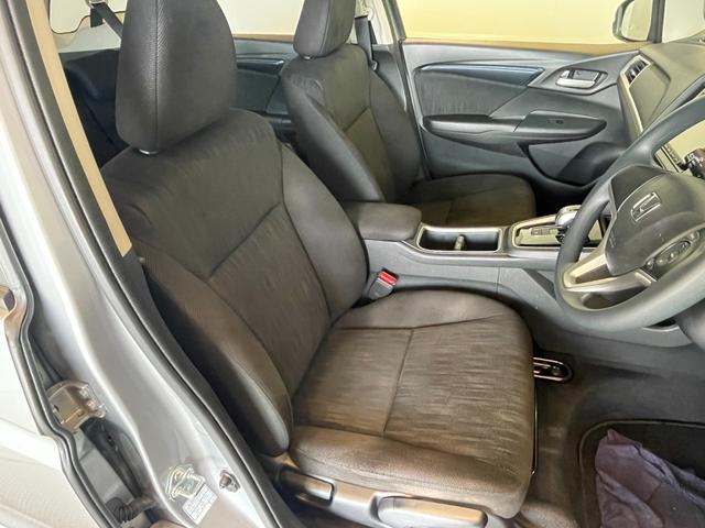 シャトル ハイブリッド　ホンダセンシング　ＥＴＣ　バックカメラ　ナビ　オートクルーズコントロール　レーンアシスト　衝突被害軽減システム　オートライト　スマートキー　アイドリングストップ　電動格納ミラー　ＡＴ　盗難防止システム　衝突安全ボディ（35枚目）