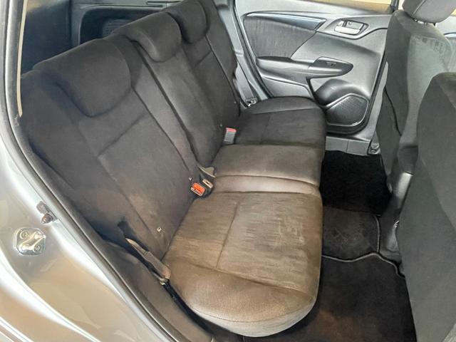 シャトル ハイブリッド　ホンダセンシング　ＥＴＣ　バックカメラ　ナビ　オートクルーズコントロール　レーンアシスト　衝突被害軽減システム　オートライト　スマートキー　アイドリングストップ　電動格納ミラー　ＡＴ　盗難防止システム　衝突安全ボディ（36枚目）