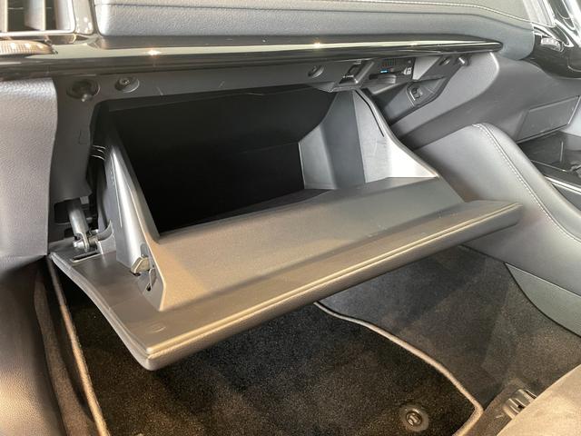 TOYOTA CROWN HYBRID S ELEGANCE STYLE II