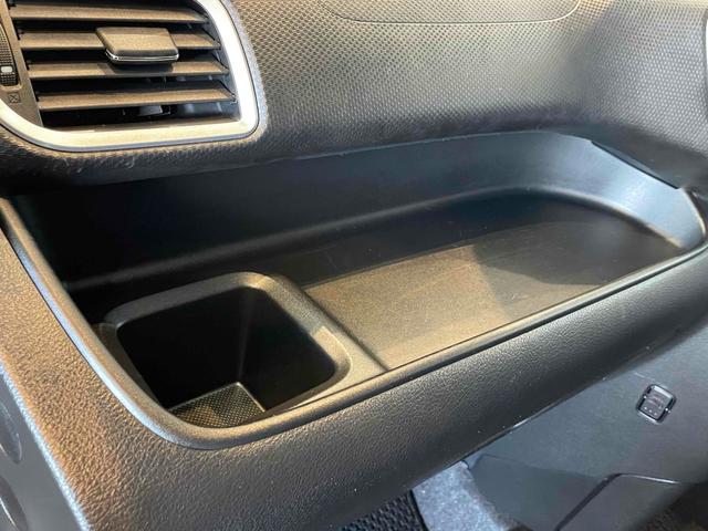 ソリオ ハイブリッドMX DCBS レーンキープ Pセンサー ACC 左側パワスラ Iストップ スマートキー Pスタート AAC 運転席シートヒーター 純正15アルミ ステリモ 社外ナビ BT CD DVD バックカメラ(38枚目)