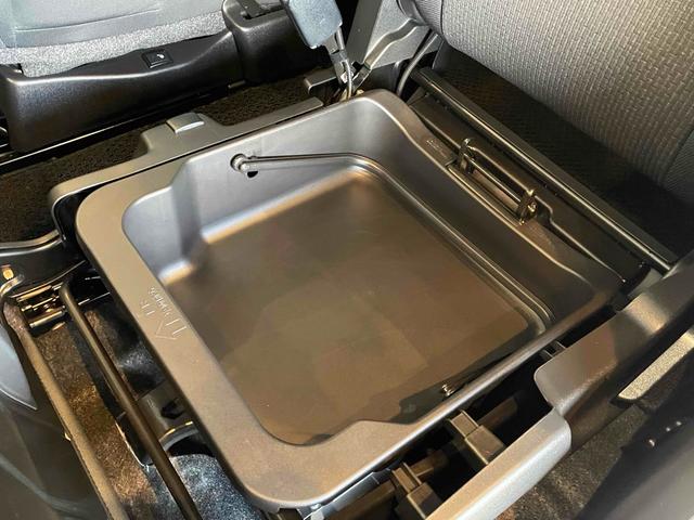 ソリオ ハイブリッドMX DCBS レーンキープ Pセンサー ACC 左側パワスラ Iストップ スマートキー Pスタート AAC 運転席シートヒーター 純正15アルミ ステリモ 社外ナビ BT CD DVD バックカメラ(41枚目)