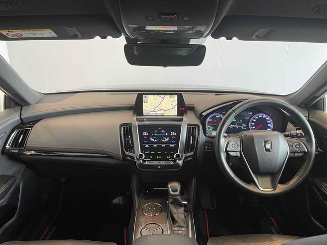 クラウンハイブリッド RS リミテッド クリアランスソナー レーンアシスト オートクルーズコントロール パークアシスト 衝突被害軽減システム 全周囲カメラ ナビ TV アルミホイール オートマチックハイビーム オートライト(3枚目)