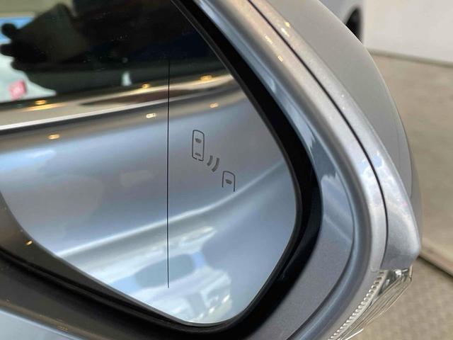 クラウンハイブリッド RS リミテッド クリアランスソナー レーンアシスト オートクルーズコントロール パークアシスト 衝突被害軽減システム 全周囲カメラ ナビ TV アルミホイール オートマチックハイビーム オートライト(19枚目)