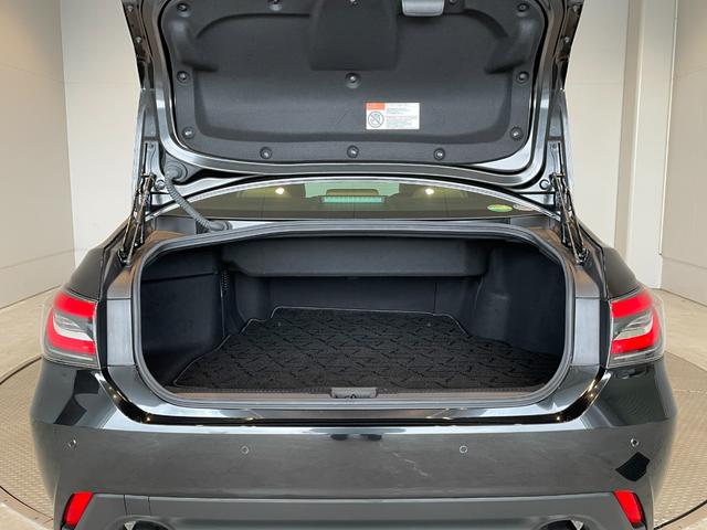 クラウンハイブリッド G クリアランスソナー レーンアシスト オートクルーズコントロール パークアシスト 衝突被害軽減システム 全周囲カメラ ナビ アルミホイール オートマチックハイビーム オートライト LEDヘッドランプ(6枚目)