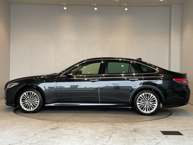 クラウンハイブリッド G クリアランスソナー レーンアシスト オートクルーズコントロール パークアシスト 衝突被害軽減システム 全周囲カメラ ナビ アルミホイール オートマチックハイビーム オートライト LEDヘッドランプ(22枚目)