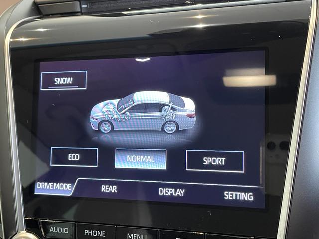 クラウンハイブリッド G クリアランスソナー レーンアシスト オートクルーズコントロール パークアシスト 衝突被害軽減システム 全周囲カメラ ナビ アルミホイール オートマチックハイビーム オートライト LEDヘッドランプ(27枚目)