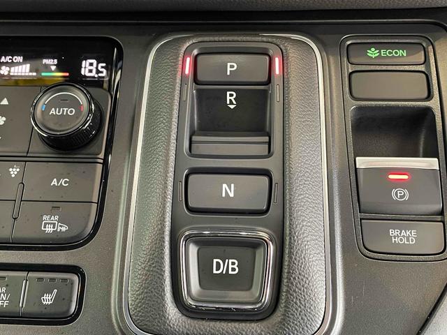 ステップワゴン e:HEVスパーダ CMBS レーンキープ BSI Pセンサー ACC 両側パワスラ LEDヘッド フォグ 純正16アルミ デュアルAAC シートヒーター Pバックドア 純正ナビ フルセグTV BT バックカメラ(43枚目)