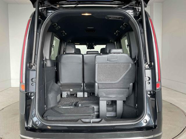 ステップワゴン e:HEVスパーダ CMBS レーンキープ BSI Pセンサー ACC 両側パワスラ LEDヘッド フォグ 純正16アルミ デュアルAAC シートヒーター Pバックドア 純正ナビ フルセグTV BT バックカメラ(67枚目)