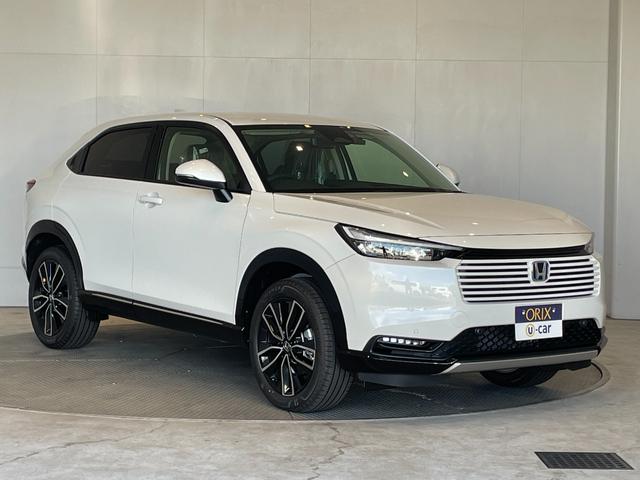 ヴェゼル ｅ：ＨＥＶ　Ｚ　登録済未使用車　純正ナビ　フルセグＴＶ　ＢＴ　バックカメラ　ＣＭＢＳ　レーンキープ　ＢＳＭ　Ｐセンサー　ＡＣＣ　Ｐバックドア　ＬＥＤヘッド　純正１８アルミ　スマートキー　デュアルＡＡＣ　ＬＥＤヘッド（18枚目）