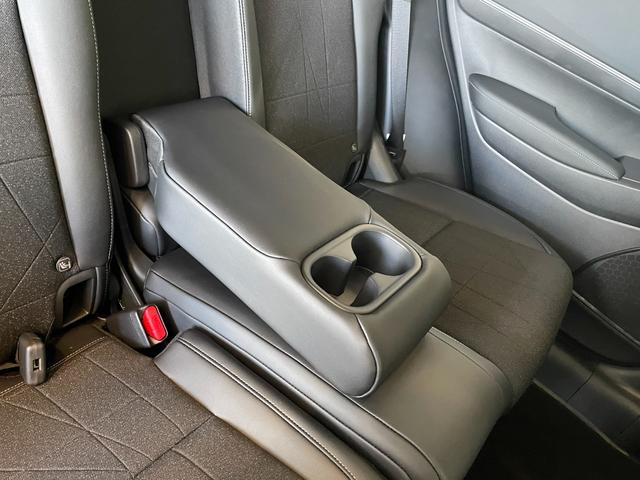 ヴェゼル ｅ：ＨＥＶ　Ｚ　登録済未使用車　純正ナビ　フルセグＴＶ　ＢＴ　バックカメラ　ＣＭＢＳ　レーンキープ　ＢＳＭ　Ｐセンサー　ＡＣＣ　Ｐバックドア　ＬＥＤヘッド　純正１８アルミ　スマートキー　デュアルＡＡＣ　ＬＥＤヘッド（28枚目）