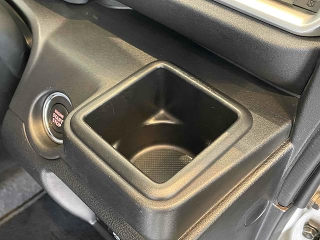 ソリオ Ｇ　ＤＣＢＳ　レーンキープ　Ｐセンサー　左側パワスラ　スマートキー　Ｐスタート　ＡＡＣ　横滑り防止　電格ミラー　ＰＶガラス　オートライト　セキュリティ　社外ナビ　ＢＴオーディオ　ＣＤ　ＤＶＤ　バックカメラ（31枚目）