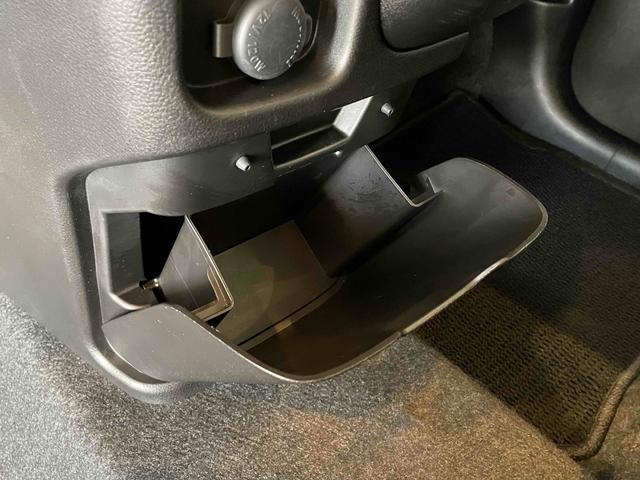 ソリオ Ｇ　ＤＣＢＳ　レーンキープ　Ｐセンサー　左側パワスラ　スマートキー　Ｐスタート　ＡＡＣ　横滑り防止　電格ミラー　ＰＶガラス　オートライト　セキュリティ　社外ナビ　ＢＴオーディオ　ＣＤ　ＤＶＤ　バックカメラ（34枚目）