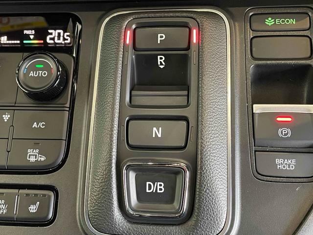 ステップワゴン e:HEVスパーダ CMBS レーンキープ BSI Pセンサー ACC 両側パワスラ LEDヘッド フォグ 純正16アルミ デュアルAAC シートヒーター Pバックドア 純正ナビ フルセグTV BT バックカメラ(40枚目)