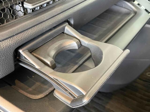 ステップワゴン e:HEVスパーダ CMBS レーンキープ BSI Pセンサー ACC 両側パワスラ LEDヘッド フォグ 純正16アルミ デュアルAAC シートヒーター Pバックドア 純正ナビ フルセグTV BT バックカメラ(49枚目)