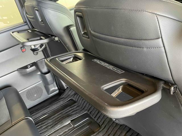 ステップワゴン e:HEVスパーダ CMBS レーンキープ BSI Pセンサー ACC 両側パワスラ LEDヘッド フォグ 純正16アルミ デュアルAAC シートヒーター Pバックドア 純正ナビ フルセグTV BT バックカメラ(60枚目)