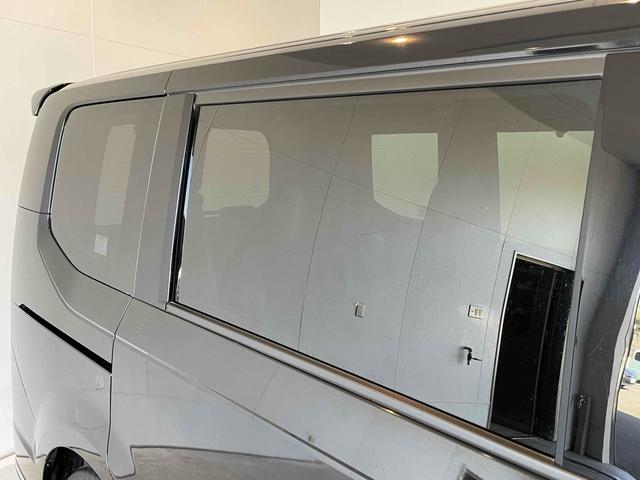 ステップワゴン ｅ：ＨＥＶスパーダ　ＣＭＢＳ　レーンキープ　ＢＳＩ　Ｐセンサー　ＡＣＣ　両側パワスラ　ＬＥＤヘッド　フォグ　純正１６アルミ　デュアルＡＡＣ　シートヒーター　Ｐバックドア　純正ナビ　フルセグＴＶ　ＢＴ　バックカメラ（47枚目）