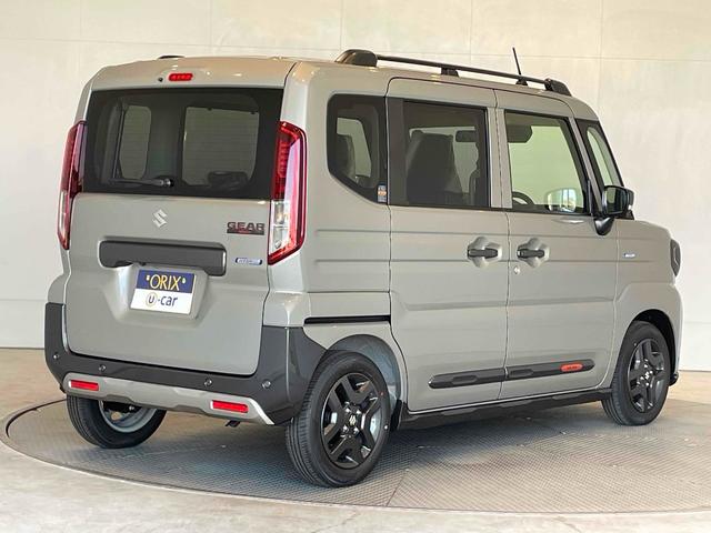 スペーシアギア ハイブリッドＸＺ　登録済未使用車　全方位モニター　純正ナビ　フルセグＴＶ　ＢＴ　ＤＳＢＳＩＩ　ＡＣＣ　Ｐセンサー　両側パワスラ　ＬＥＤヘッド　フォグ　ＨＵＤ　純正１４アルミ　ＡＡＣ　シートヒーター　ステアリングヒーター（2枚目）