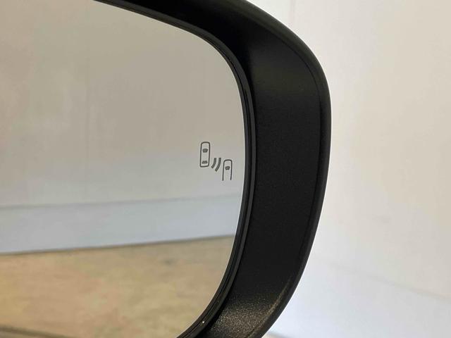 ライズ Z 登録済未使用車 パノラミックビューモニター 純正ディスプレイオーディオ フルセグTV BT 衝突軽減ブレーキ Pセンサー ACC BSM LEDヘッド フォグ AAC シートヒーター 純正17アルミ(17枚目)