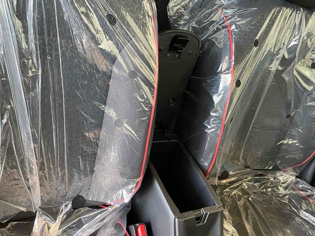 ライズ Z 登録済未使用車 パノラミックビューモニター 純正ディスプレイオーディオ フルセグTV BT 衝突軽減ブレーキ Pセンサー ACC BSM LEDヘッド フォグ AAC シートヒーター 純正17アルミ(45枚目)