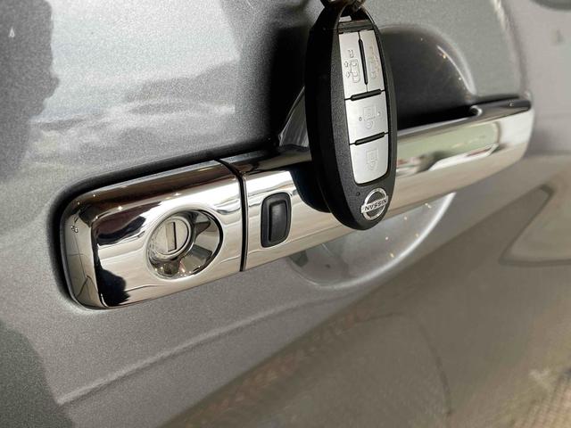 セレナ ＸＶ　エマブレ　ＬＤＷ　ＢＳＷ　前後ソナー　クルコン　Ｉストップ　両側パワスラ　インテリキー　Ｐスタート　ＡＡＣ　リアＡＣ　電格ミラー　オートハイビーム　ＰＶガラス　社外ナビ　ＢＴ　バックカメラ　ＥＴＣ（22枚目）