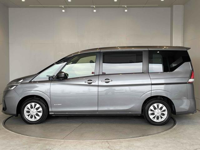 セレナ ＸＶ　エマブレ　ＬＤＷ　ＢＳＷ　前後ソナー　クルコン　Ｉストップ　両側パワスラ　インテリキー　Ｐスタート　ＡＡＣ　リアＡＣ　電格ミラー　オートハイビーム　ＰＶガラス　社外ナビ　ＢＴ　バックカメラ　ＥＴＣ（27枚目）