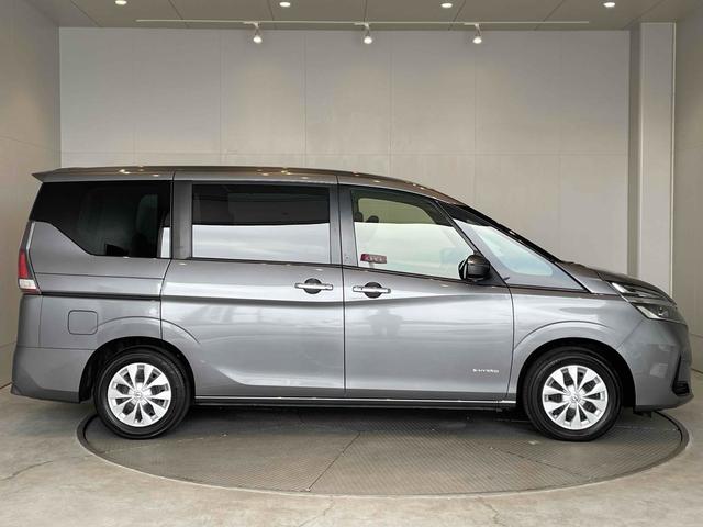 セレナ ＸＶ　エマブレ　ＬＤＷ　ＢＳＷ　前後ソナー　クルコン　Ｉストップ　両側パワスラ　インテリキー　Ｐスタート　ＡＡＣ　リアＡＣ　電格ミラー　オートハイビーム　ＰＶガラス　社外ナビ　ＢＴ　バックカメラ　ＥＴＣ（28枚目）