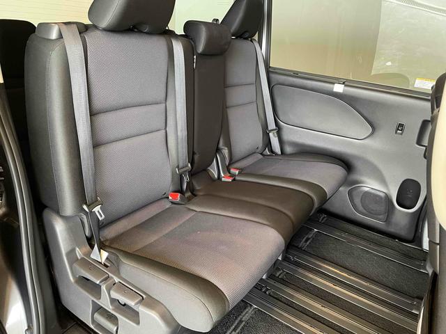 セレナ ＸＶ　エマブレ　ＬＤＷ　ＢＳＷ　前後ソナー　クルコン　Ｉストップ　両側パワスラ　インテリキー　Ｐスタート　ＡＡＣ　リアＡＣ　電格ミラー　オートハイビーム　ＰＶガラス　社外ナビ　ＢＴ　バックカメラ　ＥＴＣ（49枚目）