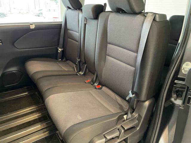 セレナ ＸＶ　エマブレ　ＬＤＷ　ＢＳＷ　前後ソナー　クルコン　Ｉストップ　両側パワスラ　インテリキー　Ｐスタート　ＡＡＣ　リアＡＣ　電格ミラー　オートハイビーム　ＰＶガラス　社外ナビ　ＢＴ　バックカメラ　ＥＴＣ（57枚目）