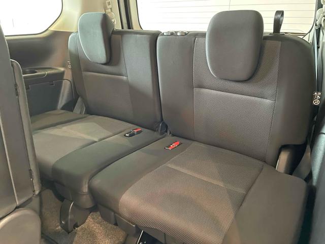 セレナ ＸＶ　エマブレ　ＬＤＷ　ＢＳＷ　前後ソナー　クルコン　Ｉストップ　両側パワスラ　インテリキー　Ｐスタート　ＡＡＣ　リアＡＣ　電格ミラー　オートハイビーム　ＰＶガラス　社外ナビ　ＢＴ　バックカメラ　ＥＴＣ（60枚目）