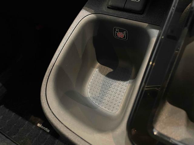 シエンタ Ｘ　ＥＴＣ　バックカメラ　ナビ　クリアランスソナー　オートクルーズコントロール　レーンアシスト　衝突被害軽減システム　両側スライド・片側電動　オートマチックハイビーム　オートライト　ＬＥＤヘッドランプ（40枚目）