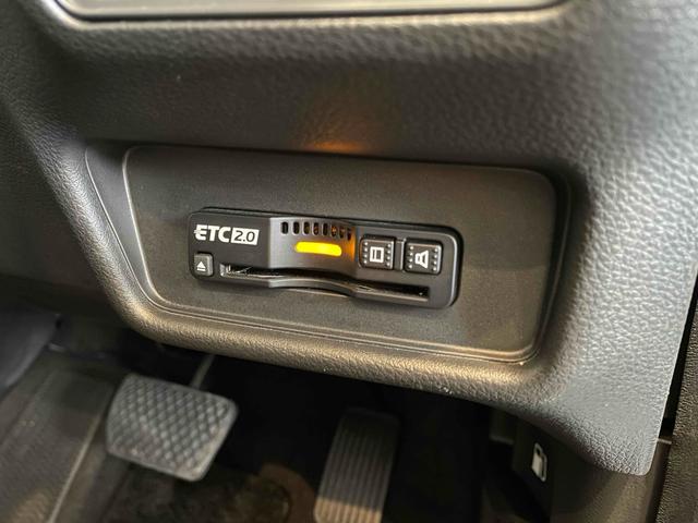 オデッセイハイブリッド ハイブリッドアブソルート・ＥＸホンダセンシング　ハイブリッド　全周囲カメラ　ナビ　ＴＶ　両側電動スライドドア　クリアランスソナー　オートクルーズコントロール　レーンアシスト　衝突被害軽減システム　ＬＥＤヘッドランプ　パワーシート　スマートキー（26枚目）