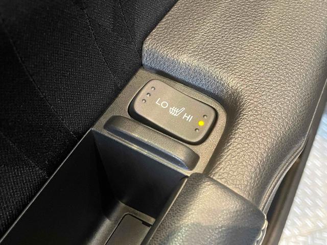 オデッセイハイブリッド ハイブリッドアブソルート・ＥＸホンダセンシング　ハイブリッド　全周囲カメラ　ナビ　ＴＶ　両側電動スライドドア　クリアランスソナー　オートクルーズコントロール　レーンアシスト　衝突被害軽減システム　ＬＥＤヘッドランプ　パワーシート　スマートキー（30枚目）