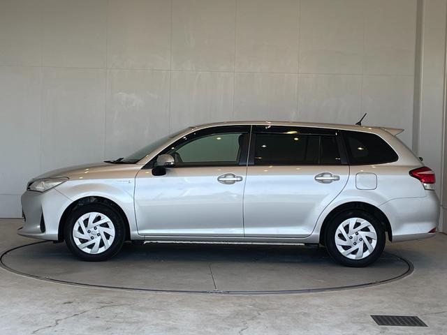 カローラフィールダー ハイブリッド　ＥＸ　ＥＴＣ　バックカメラ　ナビ　ＴＶ　レーンアシスト　衝突被害軽減システム　アルミホイール　オートマチックハイビーム　スマートキー　アイドリングストップ　電動格納ミラー　ＣＶＴ　盗難防止システム（20枚目）